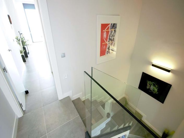 Image No.33-3 Bed Apartment for sale