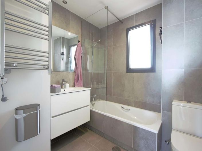 Image No.36-3 Bed Apartment for sale