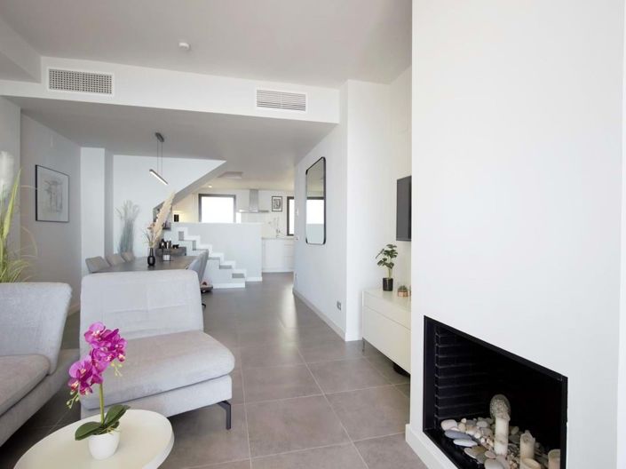 Image No.7-3 Bed Apartment for sale