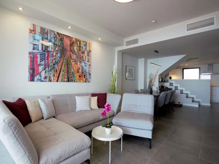 Image No.8-3 Bed Apartment for sale