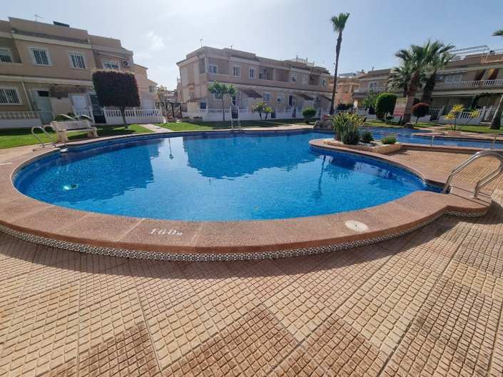 Image No.24-2 Bed Apartment for sale