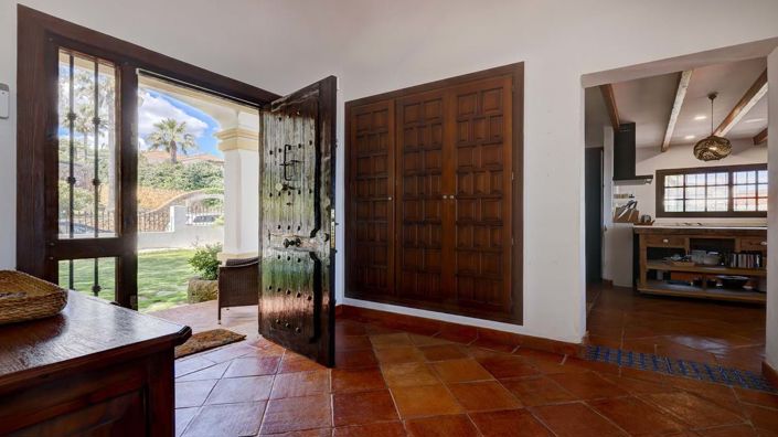 Image No.27-4 Bed Villa for sale