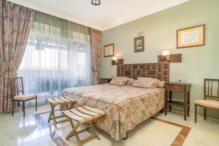 Image No.5-4 Bed Penthouse for sale