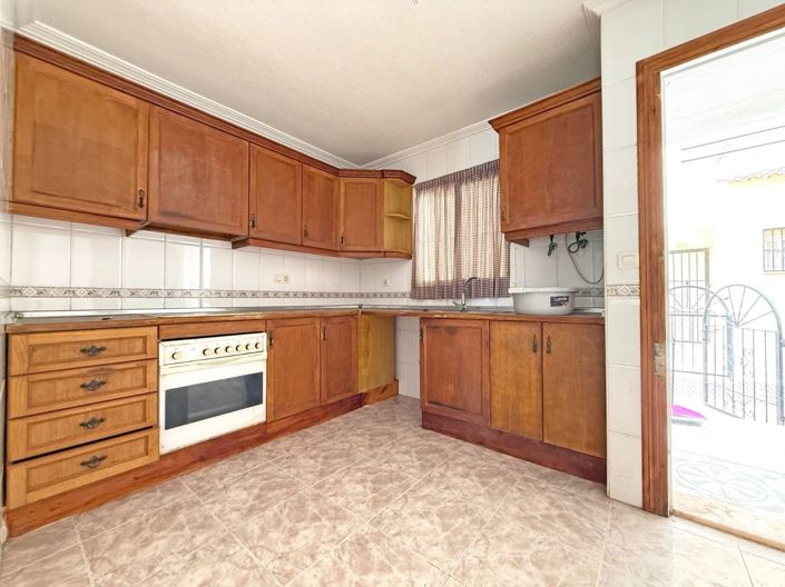 Image No.6-3 Bed Apartment for sale