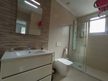 1447-611439-78d1f4f8b6655591b02d22fabb36a692d