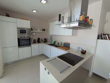 1447-611439-78d1f4f8b6655591b02d22fabb36a692d