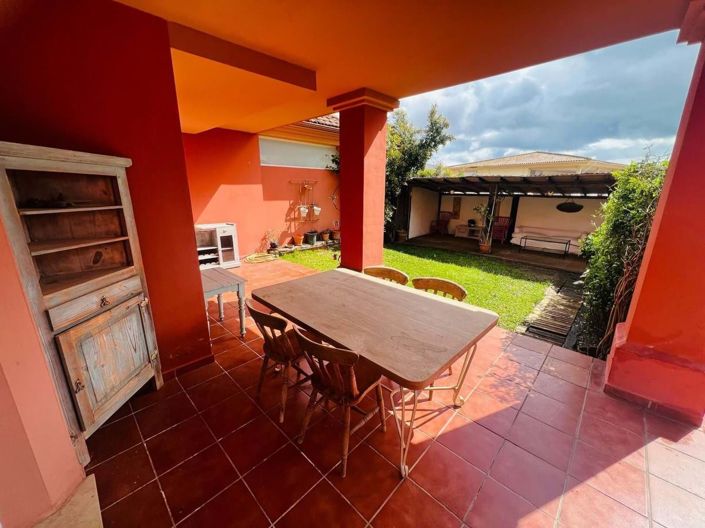 Image No.1-3 Bed Townhouse for sale