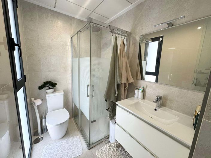 Image No.20-3 Bed Villa for sale