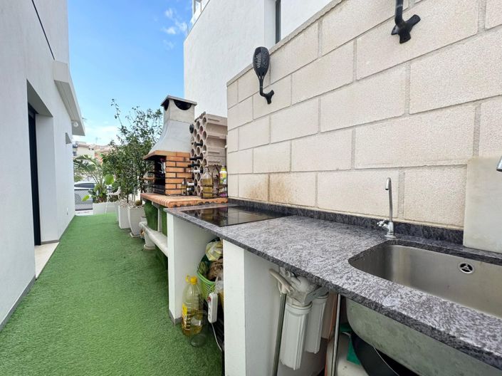 Image No.33-3 Bed Villa for sale