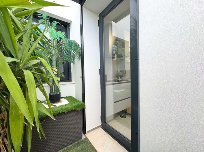 Image No.34-3 Bed Villa for sale