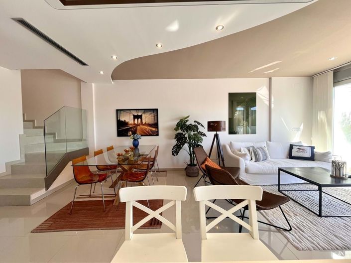 Image No.11-3 Bed Villa for sale