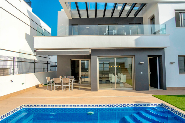 Image No.1-3 Bed Villa for sale