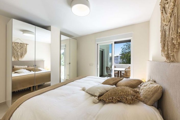 Image No.18-3 Bed Apartment for sale