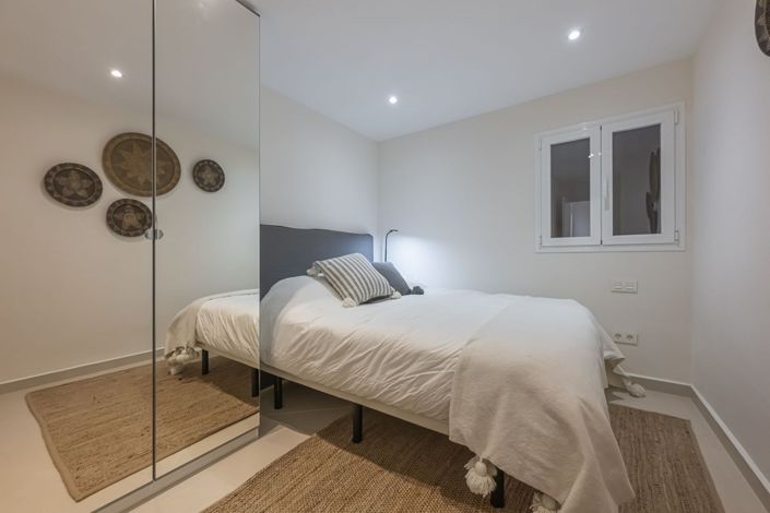 Image No.28-3 Bed Apartment for sale