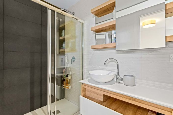 Image No.26-4 Bed Townhouse for sale