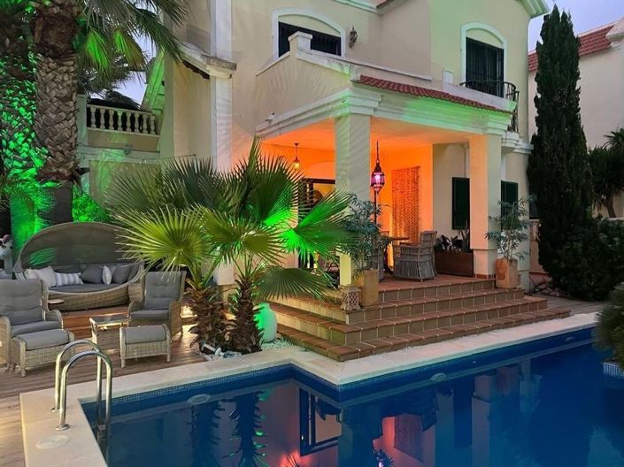 Image No.20-3 Bed Villa for sale