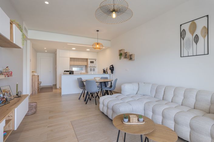 Image No.4-2 Bed Apartment for sale