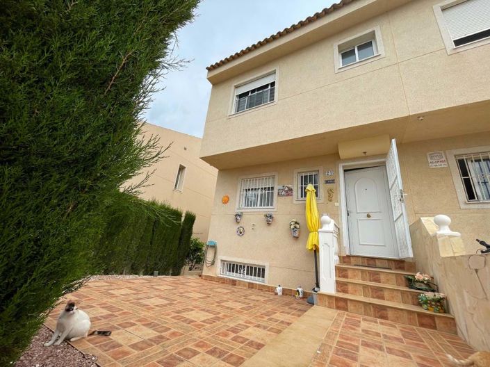 Image No.1-Propriété de 5 chambres à vendre à Benijofar