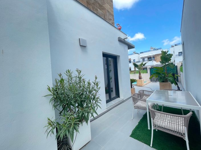 Image No.11-3 Bed Villa for sale