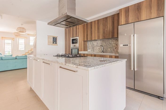 Image No.20-4 Bed Villa for sale