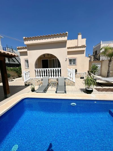 Image No.19-3 Bed Villa for sale