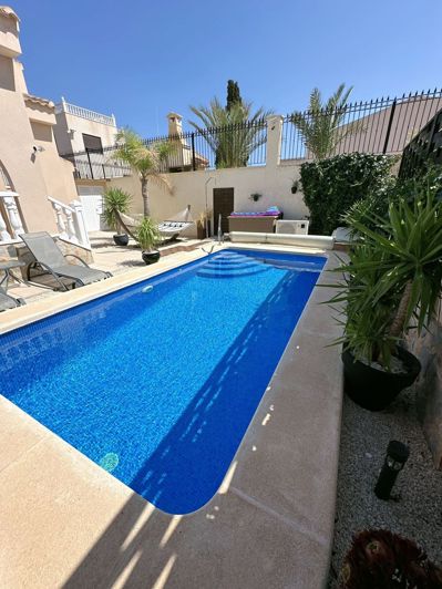 Image No.42-3 Bed Villa for sale