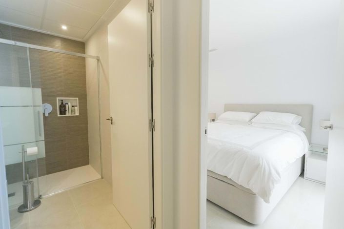 Image No.11-3 Bed Villa for sale