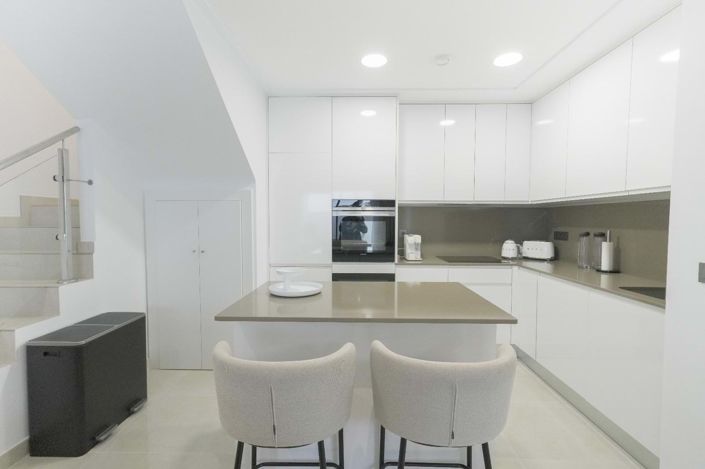 Image No.17-3 Bed Villa for sale