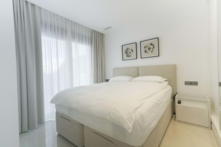 Image No.26-3 Bed Villa for sale