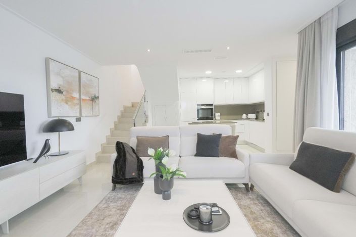 Image No.8-3 Bed Villa for sale