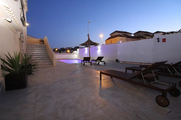 Image No.37-Villa de 5 chambres à vendre à Villamartin