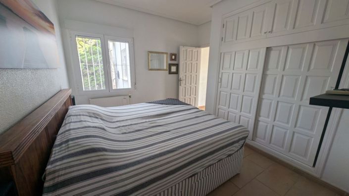 Image No.11-3 Bed Villa for sale