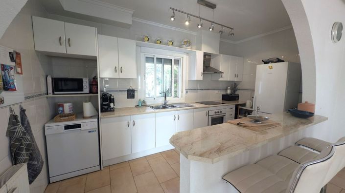 Image No.8-3 Bed Villa for sale