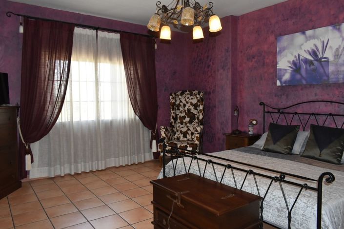 Image No.7-3 Bed Villa for sale