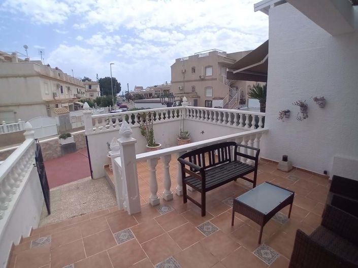 Image No.4-3 Bed Townhouse for sale