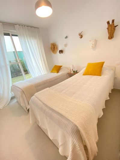 Image No.18-5 Bed Apartment for sale