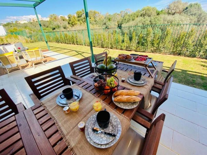 Image No.25-5 Bed Apartment for sale