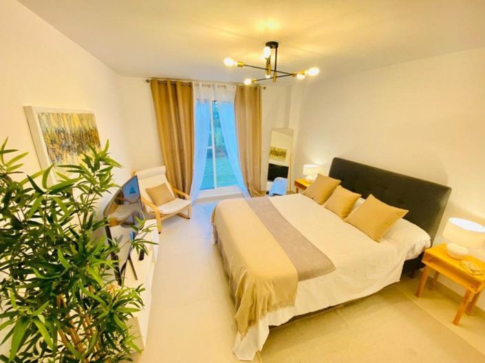 Image No.28-5 Bed Apartment for sale