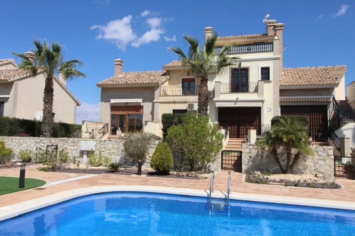 Image No.1-3 Bed Property for sale