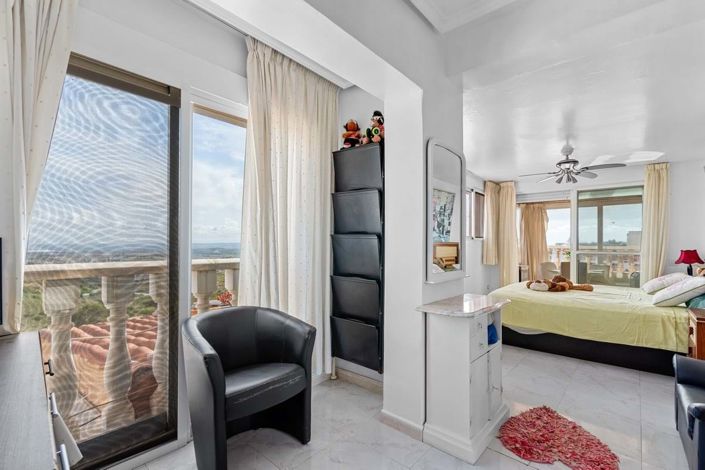 Image No.26-4 Bed Villa for sale