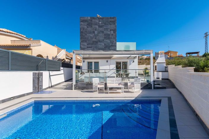 Image No.1-3 Bed Villa for sale