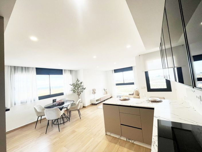 Image No.20-3 Bed Semi-Detached for sale