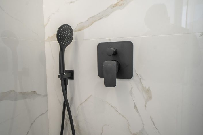 Image No.36-3 Bed Semi-Detached for sale