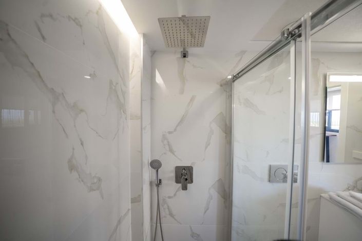 Image No.39-3 Bed Semi-Detached for sale