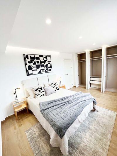 Image No.46-3 Bed Semi-Detached for sale