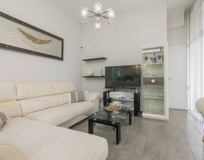 Image No.23-3 Bed Semi-Detached for sale