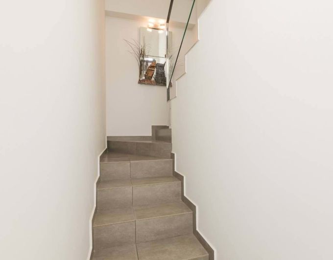 Image No.29-3 Bed Semi-Detached for sale