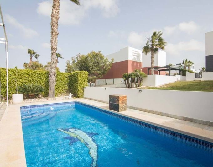 Image No.35-3 Bed Semi-Detached for sale