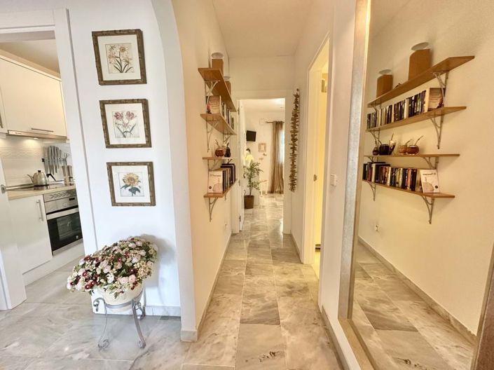 Image No.17-2 Bed Apartment for sale