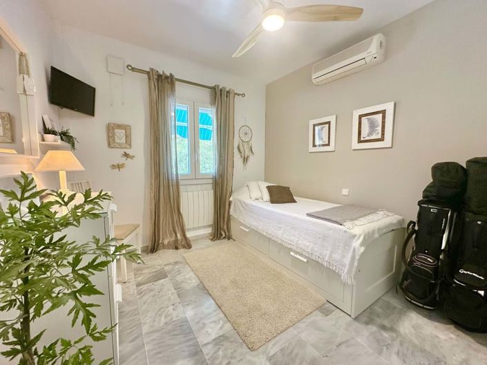 Image No.18-2 Bed Apartment for sale